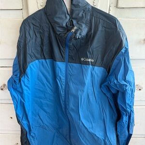 Columbia Two-Tone Blue Lightweight Windbreaker Jacket